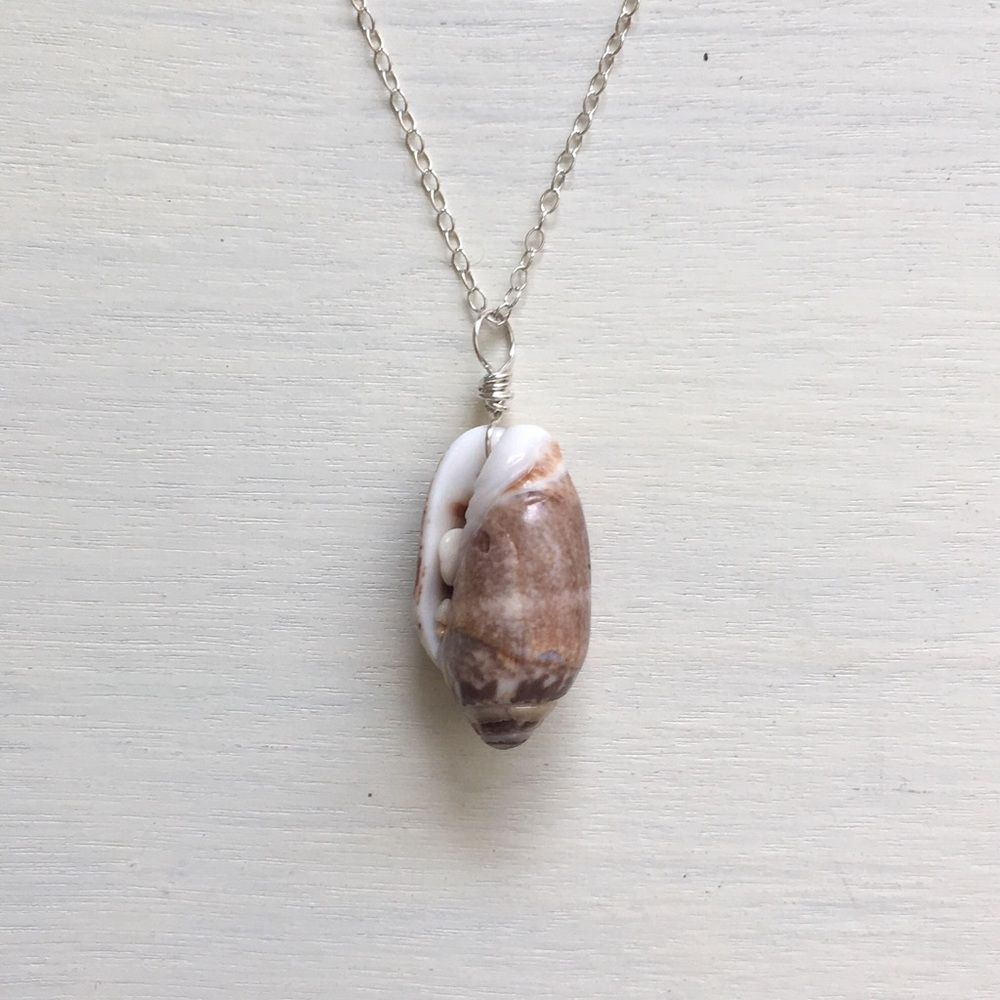 Hawaiian Conch Shell Sterling Silver Necklace